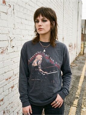 Official Taylor Swift Red “All Too Well” Long Sleeve Shirt Black 2XL XXL RARE